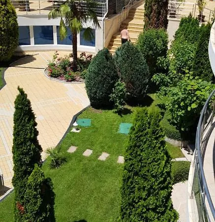 Apartment With Terrace *