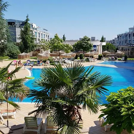 With Terrace Апартаменты Бургас