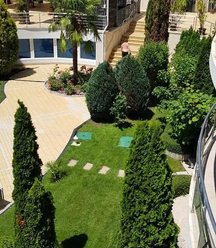 Апартамент With Terrace *