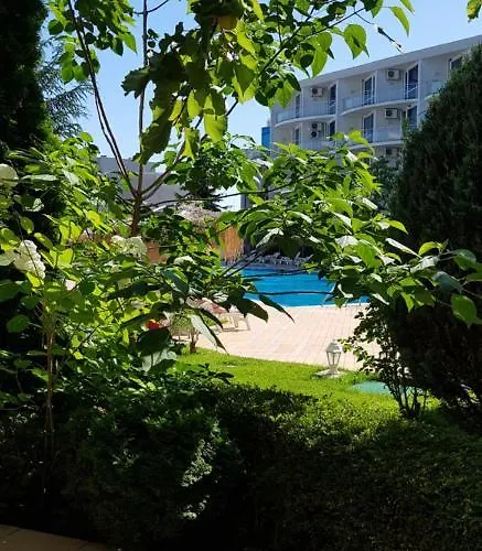 With Terrace Апартамент